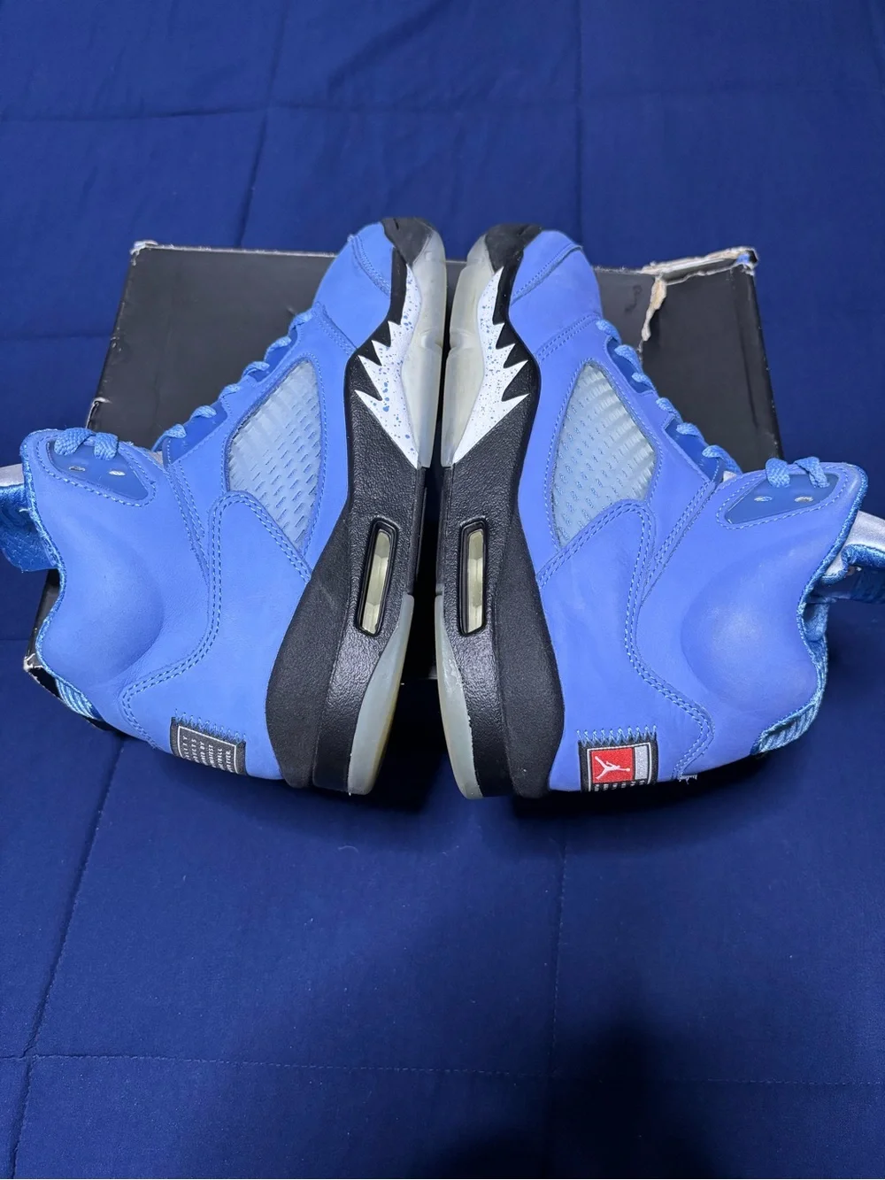 Jordan 5 Retro SE UNC 2023 Size 9
